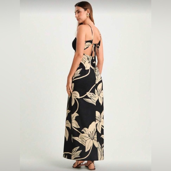 Boho Tropical Flowy Dress - Picture 2 of 10